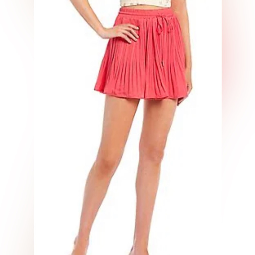 Zara pleated flowy Shorts
